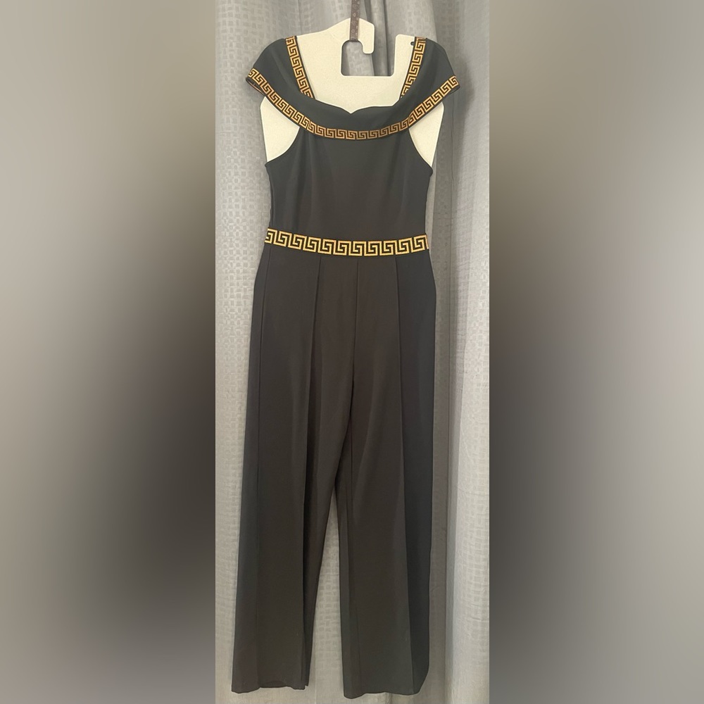 Love Nation Jumpsuit black color and copper details size Xl B-1